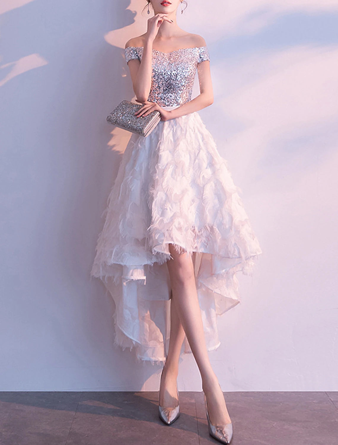 Wholesale A-Line Cocktail Dresses Party Dress Homecoming Cocktail Party Asymmetrical Short Sleeve Off Shoulder Tulle with Feather Sequin
